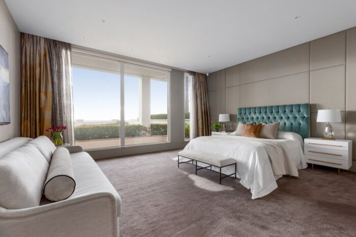 90 Esplanade Brighton VIC 3186 Australia