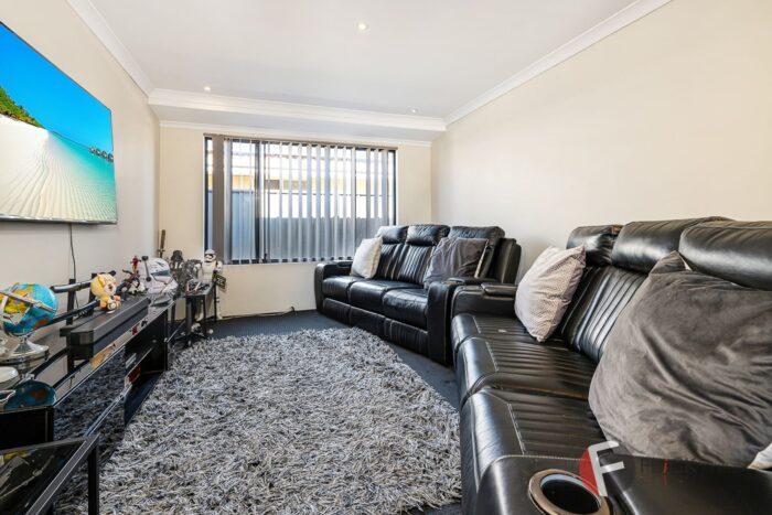 10 Fishbone Turn Banksia Grove WA 6031 Australia