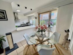 Unit 1/21 Crystal Reef Dr Coombabah QLD 4216 Australia