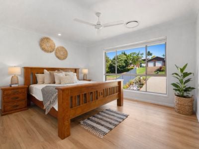 89 Glen Ayr Dr Banora Point NSW 2486 Australia