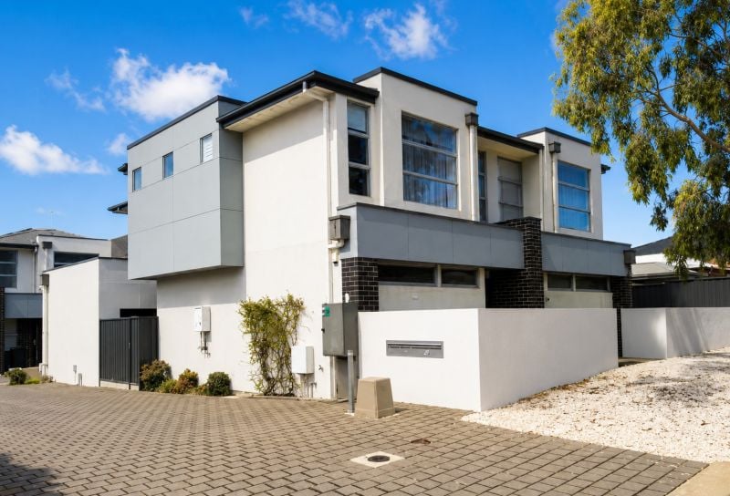 Unit 2/9 Gordon Ave Rostrevor SA 5073 Australia
