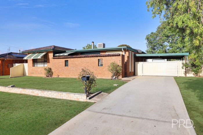 9 Harrier Parade, Calala NSW 2340, Australia