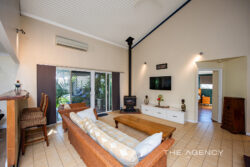 51 Caves Rd Abbey WA 6280 Australia