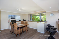 51 Caves Rd Abbey WA 6280 Australia