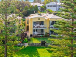 Unit 2/28 Kaleula Cres, Kiama NSW 2533, Australia