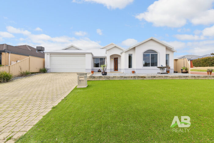 21 Madrid Terrace Hocking WA 6065 Australia