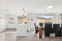 21 Madrid Terrace Hocking WA 6065 Australia