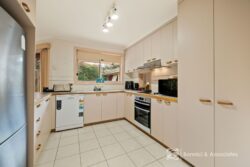 19 Malakoff Rd, Beechworth VIC 3747, Australia