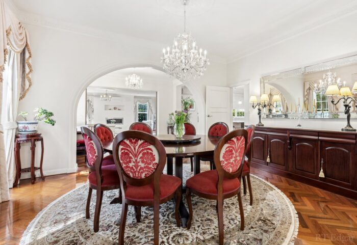4 Maxwell Ct, Toorak VIC 3142, Australia