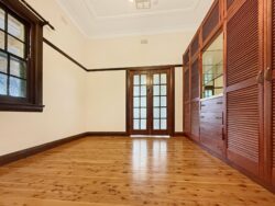 43 Mclerie St Young NSW 2594 Australia