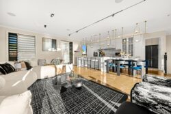 2/46 Northboro Road Hauraki North Shore City Auckland 0622 New Zealand