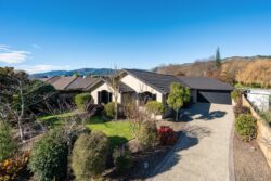 55 Otia Drive Richmond Tasman Nelson / Tasman 7020 New Zealand