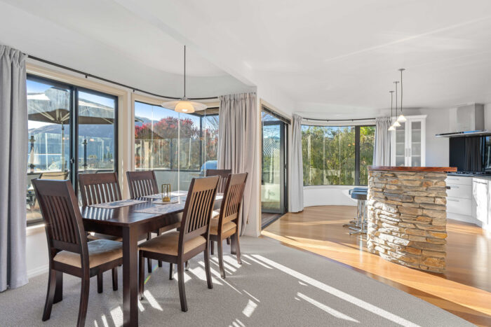 8 Penrith Park Drive Wanaka Otago 9305 New Zealand