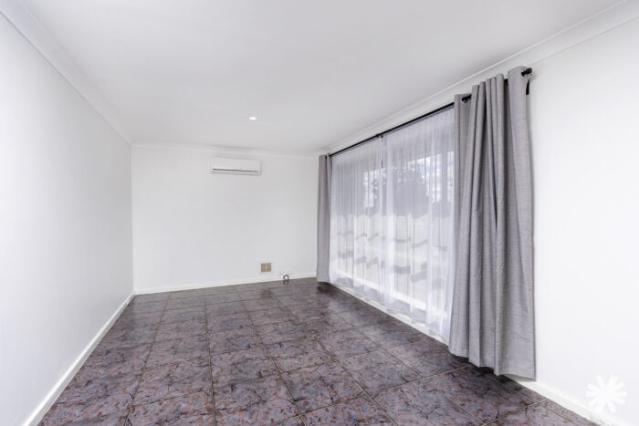 14 Pointer Way Girrawheen WA 6064 Australia