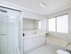 Unit 2/54 Moulden Ave, Yokine WA 6060, Australia