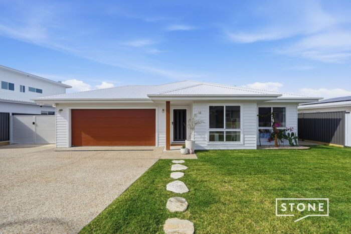 14 Grouper Cres, Moonee Beach NSW 2450, Australia