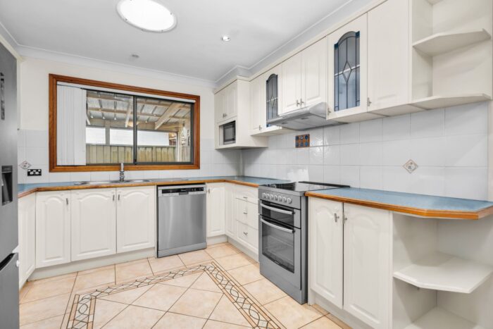 18 Oberon Rd, Ruse NSW 2560, Australia