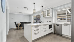 34 Settlers Cres Bligh Park NSW 2756 Australia