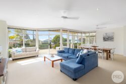 Unit 2/152 Soldiers Point Rd, Salamander Bay NSW 2317, Australia