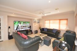 38 Stamford Cres Secret Harbour WA 6173 Australia