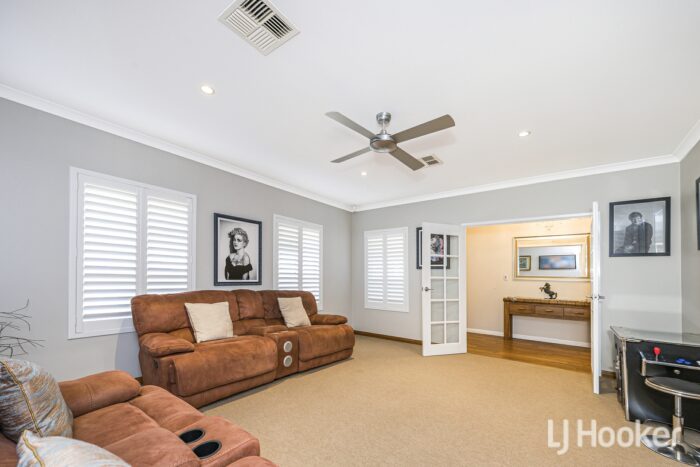 51 Vermilion Blvd Hilbert WA 6112 Australia