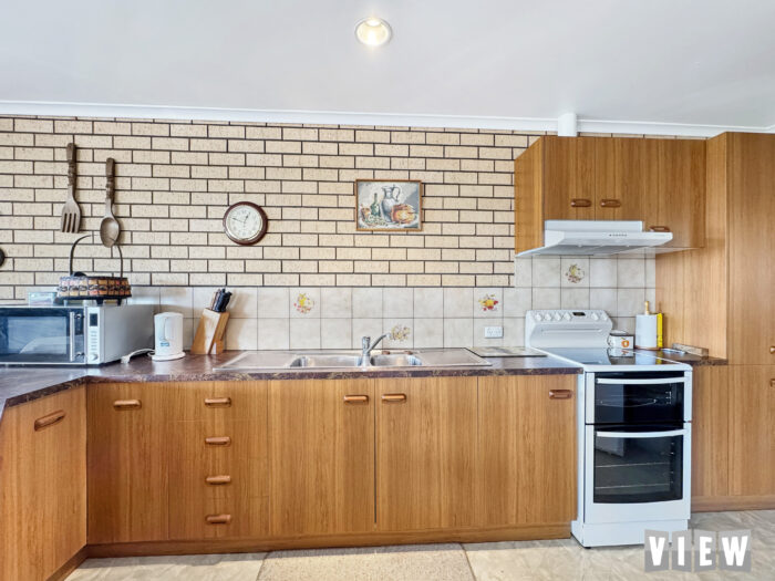 24 Idas Ct St Helens TAS 7216 Australia