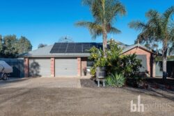 32 Walker Ave Mannum SA 5238 Australia
