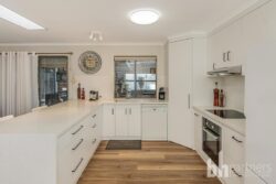 32 Walker Ave Mannum SA 5238 Australia