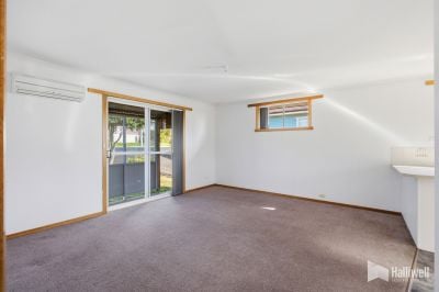 Unit 1/5 William St, Ulverstone TAS 7315, Australia
