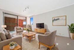 Unit 4/3A Bortfield Dr Chiswick NSW 2046 Australia
