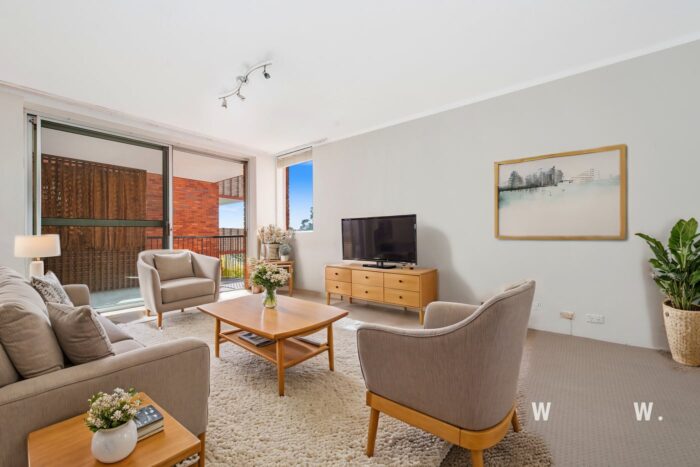 Unit 4/3A Bortfield Dr Chiswick NSW 2046 Australia