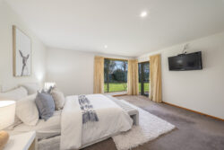 2 Springvale Gardens Harewood Christchurch City Canterbury 8051 New Zealand