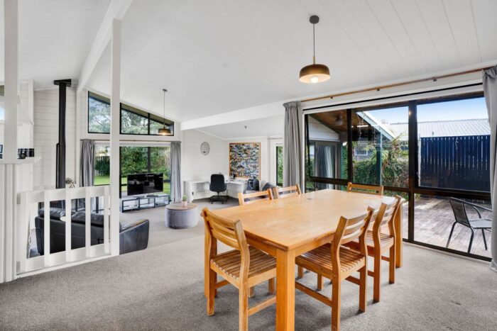 60 Cressida Avenue Stratford Taranaki 4332 New Zealand