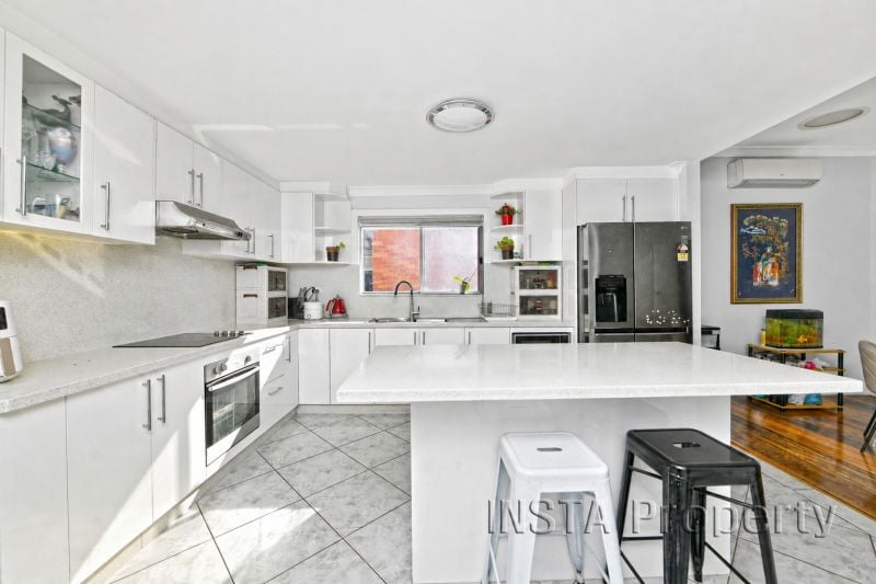 4 Alan St Yagoona NSW 2199 Australia