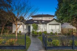 57 Alice St Mount Waverley VIC 3149 Australia