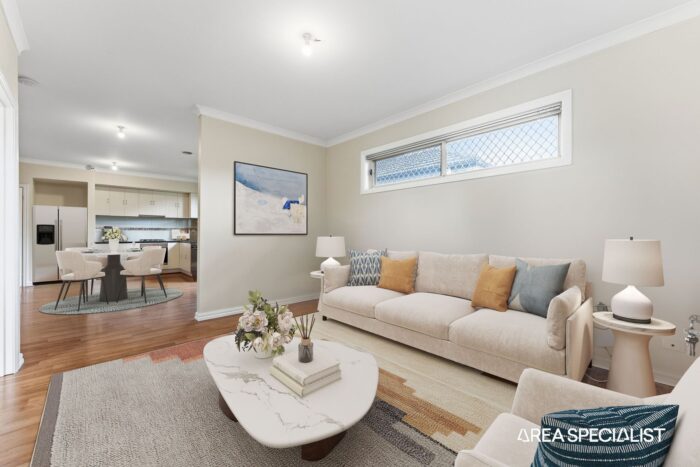 21A Runcorn Cres Deer Park VIC 3023 Australia