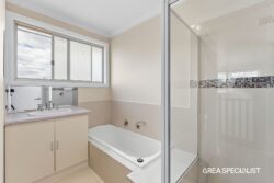 21A Runcorn Cres Deer Park VIC 3023 Australia