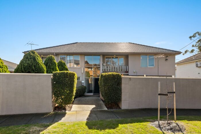 Unit 3/5 Weymar St Cheltenham VIC 3192 Australia