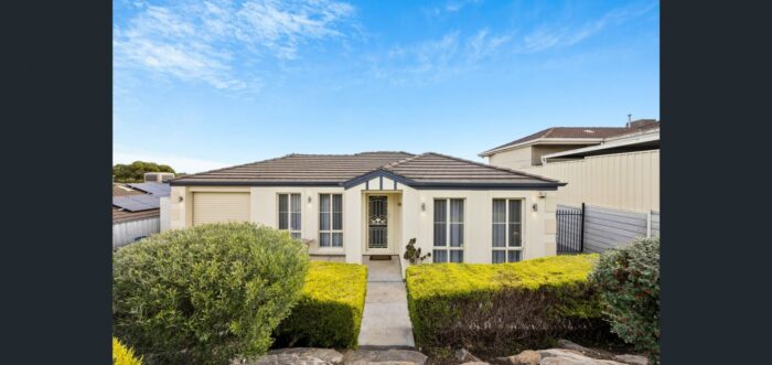 16 Bell Ct Valley View SA 5093 Australia