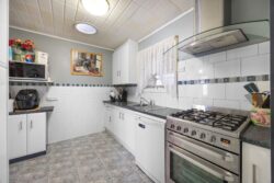 1 Brecon DrIngle Farm SA 5098 Australia