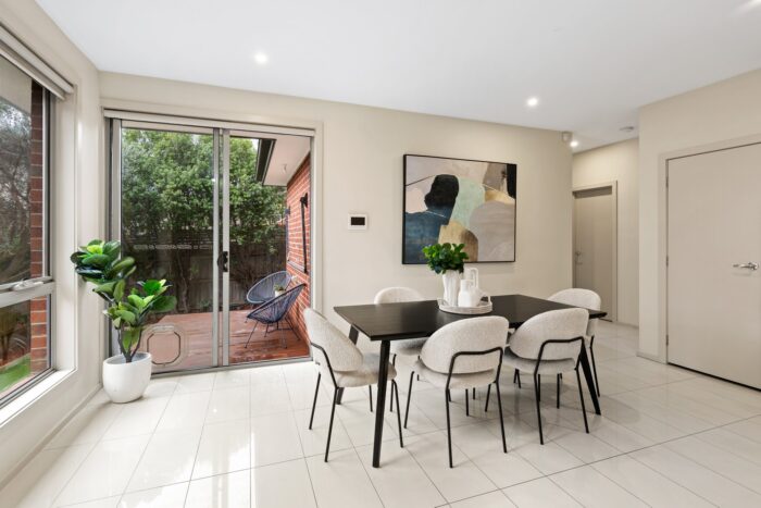 Unit 2/14 Bullarto St Chadstone VIC 3148 Australia