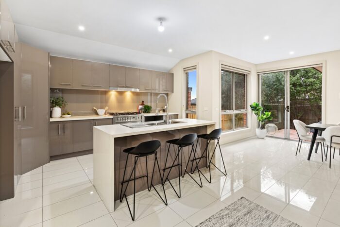 Unit 2/14 Bullarto St Chadstone VIC 3148 Australia