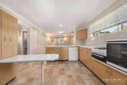 23 Graymond St Chermside West QLD 4032 Australia