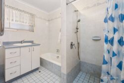 23 Graymond St Chermside West QLD 4032 Australia