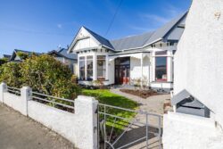 28 Coughtrey Street St Clair Dunedin City Otago 9012 New Zealand