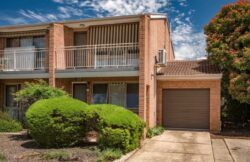 Unit 11/11 Donald Rd Queanbeyan NSW 2620 Australia
