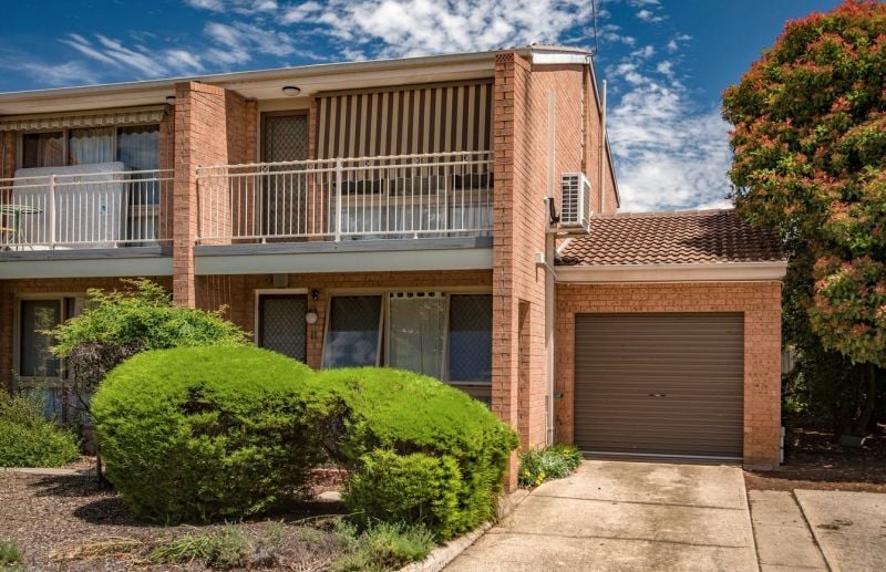 Unit 11/11 Donald Rd Queanbeyan NSW 2620 Australia