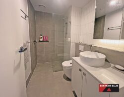 Unit 310/2 Furzer St Phillip ACT 2606 Australia