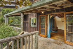 42 Gibbs Road Collingwood Tasman Nelson / Tasman 7073 New Zealand