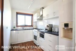 Unit 4/31 Harold St Robe SA 5276 Australia